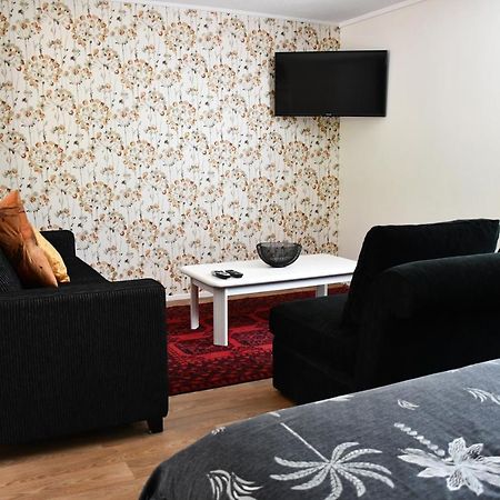 Вилла Large Studio With Private Patio, Sky Tv & Wifi Маунт-Маунгани Экстерьер фото