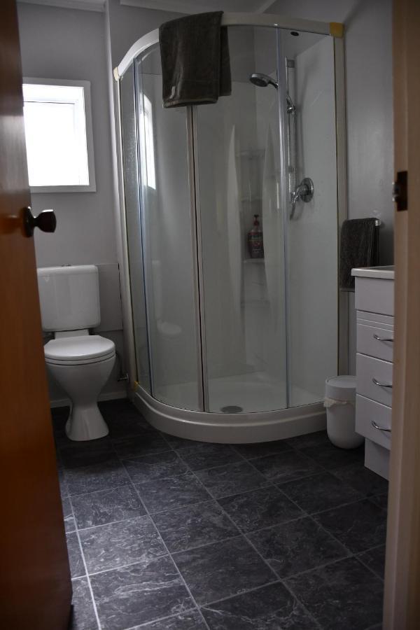 Вилла Large Studio With Private Patio, Sky Tv & Wifi Маунт-Маунгани Экстерьер фото