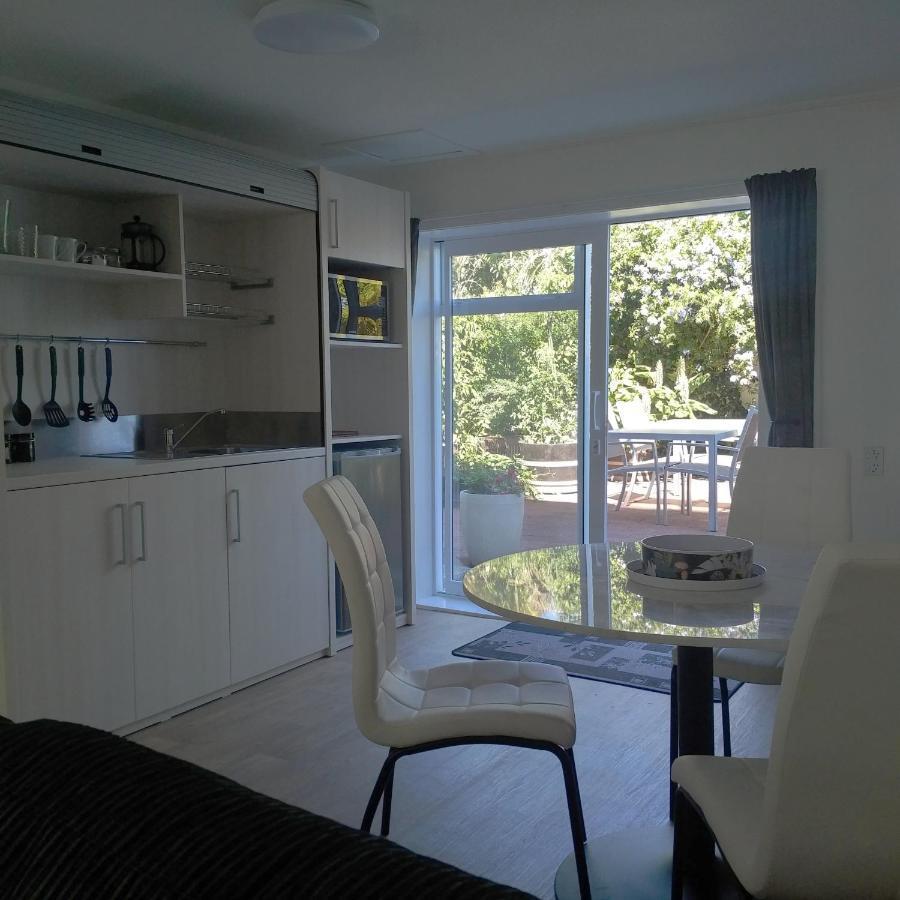 Вилла Large Studio With Private Patio, Sky Tv & Wifi Маунт-Маунгани Экстерьер фото